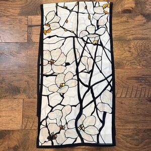 Metropolitan Museum of Art Louis C. Tiffany White Magnolia Oblong Silk Scarf
